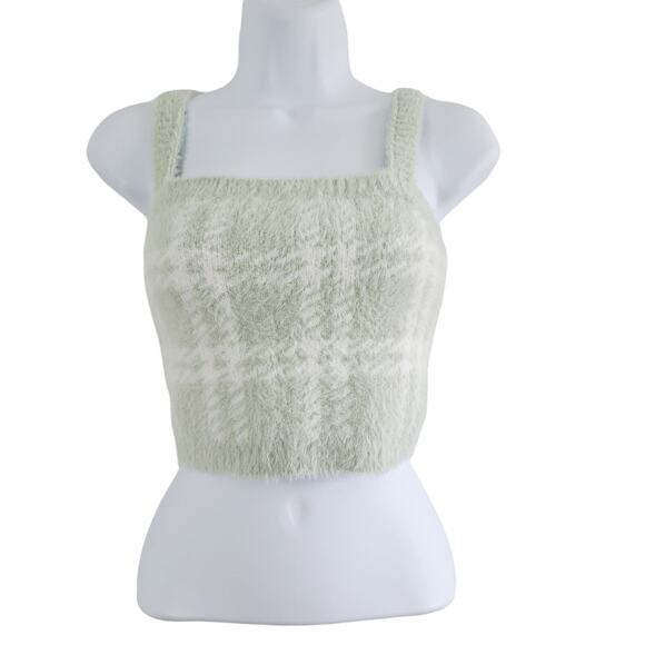 Kendall & Kylie Cropped Fuzzy Sweater Top - Picture 8 of 11